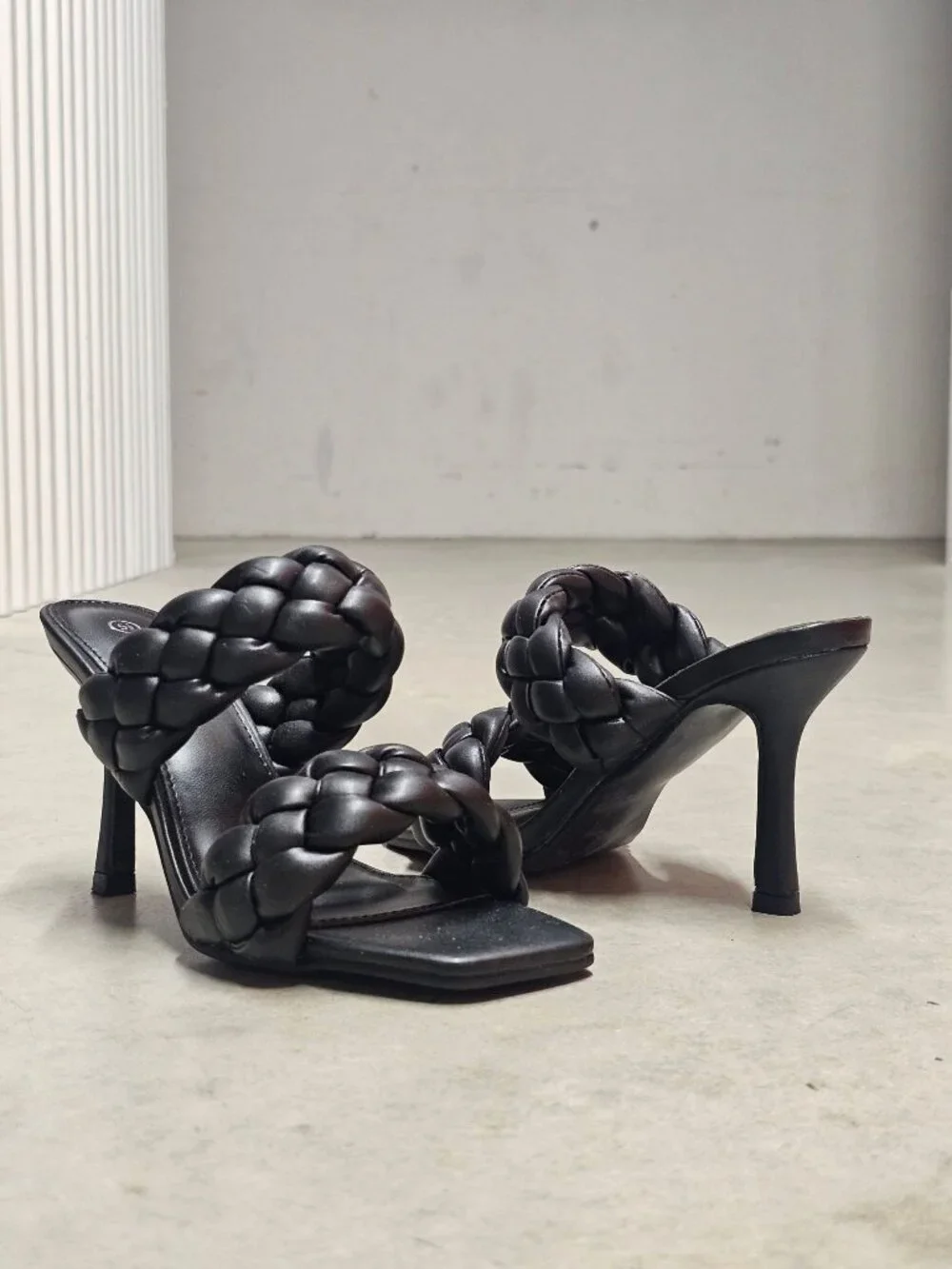 Braided Double Strap Black Heeled Sandals With Square Toe Design For Women